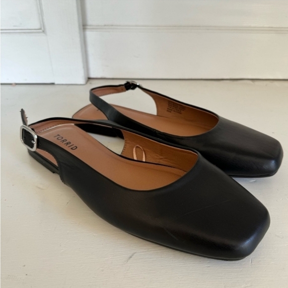 torrid Shoes - Torrid black Squared Toe Slingback Flat size 9 wide width